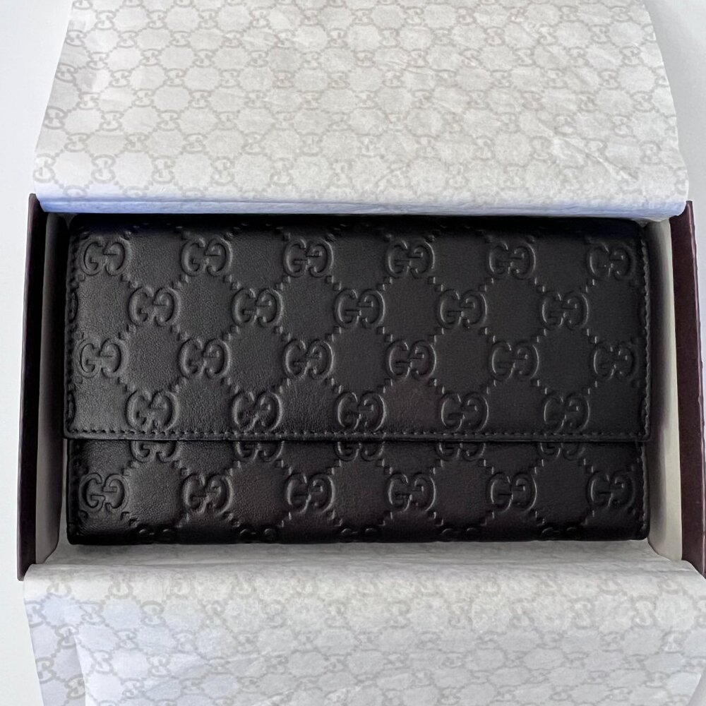 Gucci Tri-fold Long Wallet GG 257303 like new